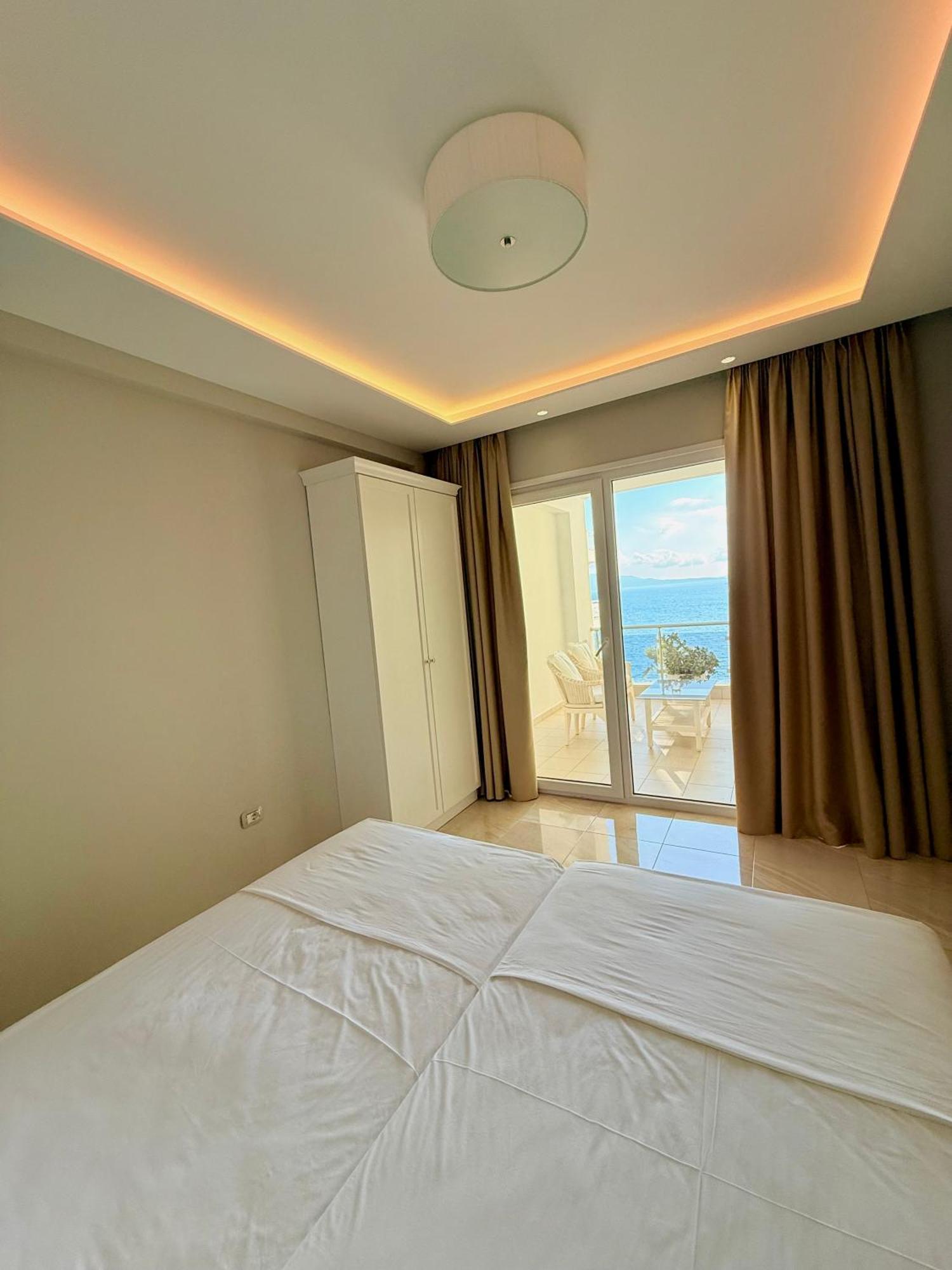 Limani Deluxe Apartments Saranda Dış mekan fotoğraf