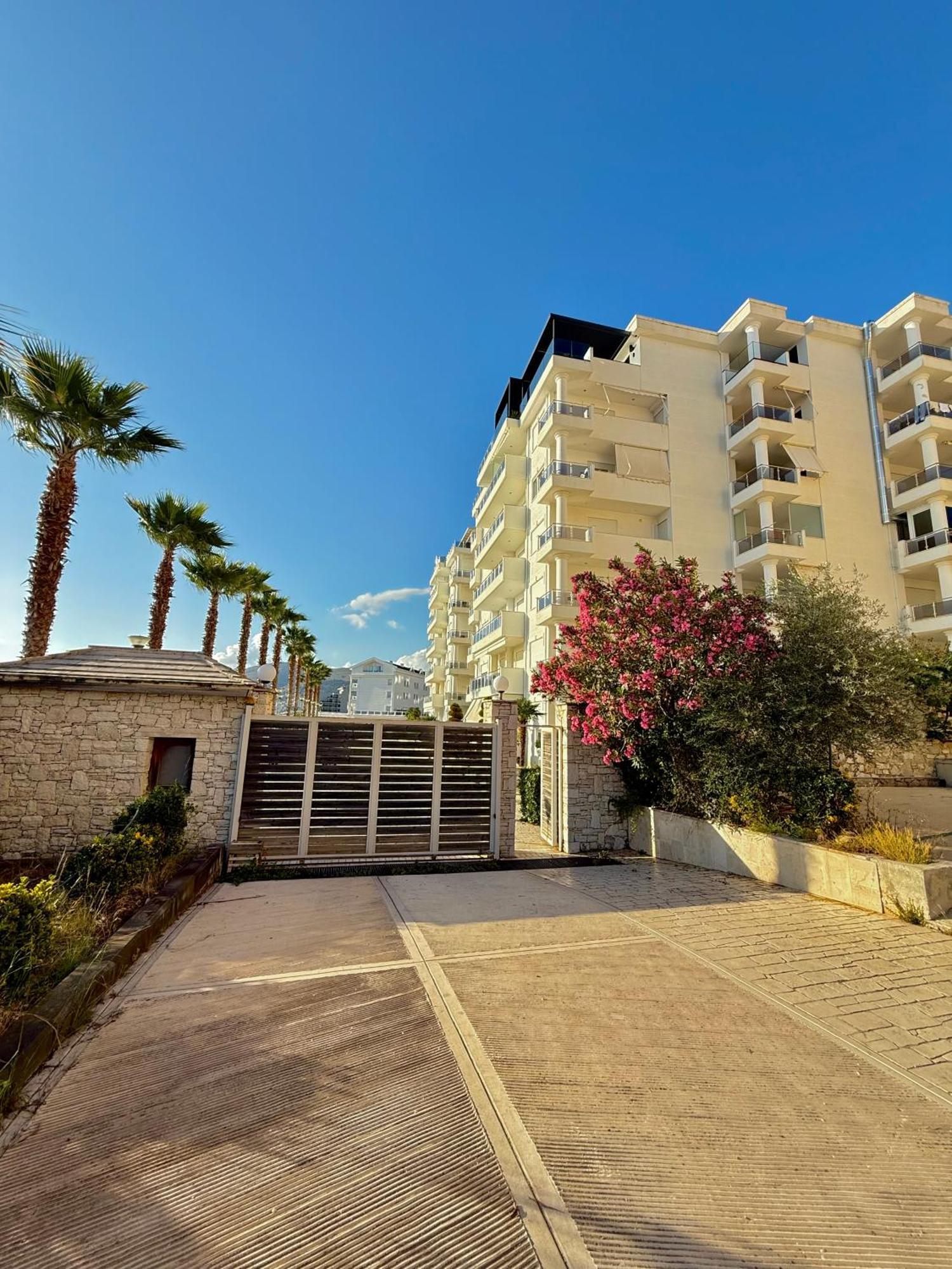 Limani Deluxe Apartments Saranda Dış mekan fotoğraf