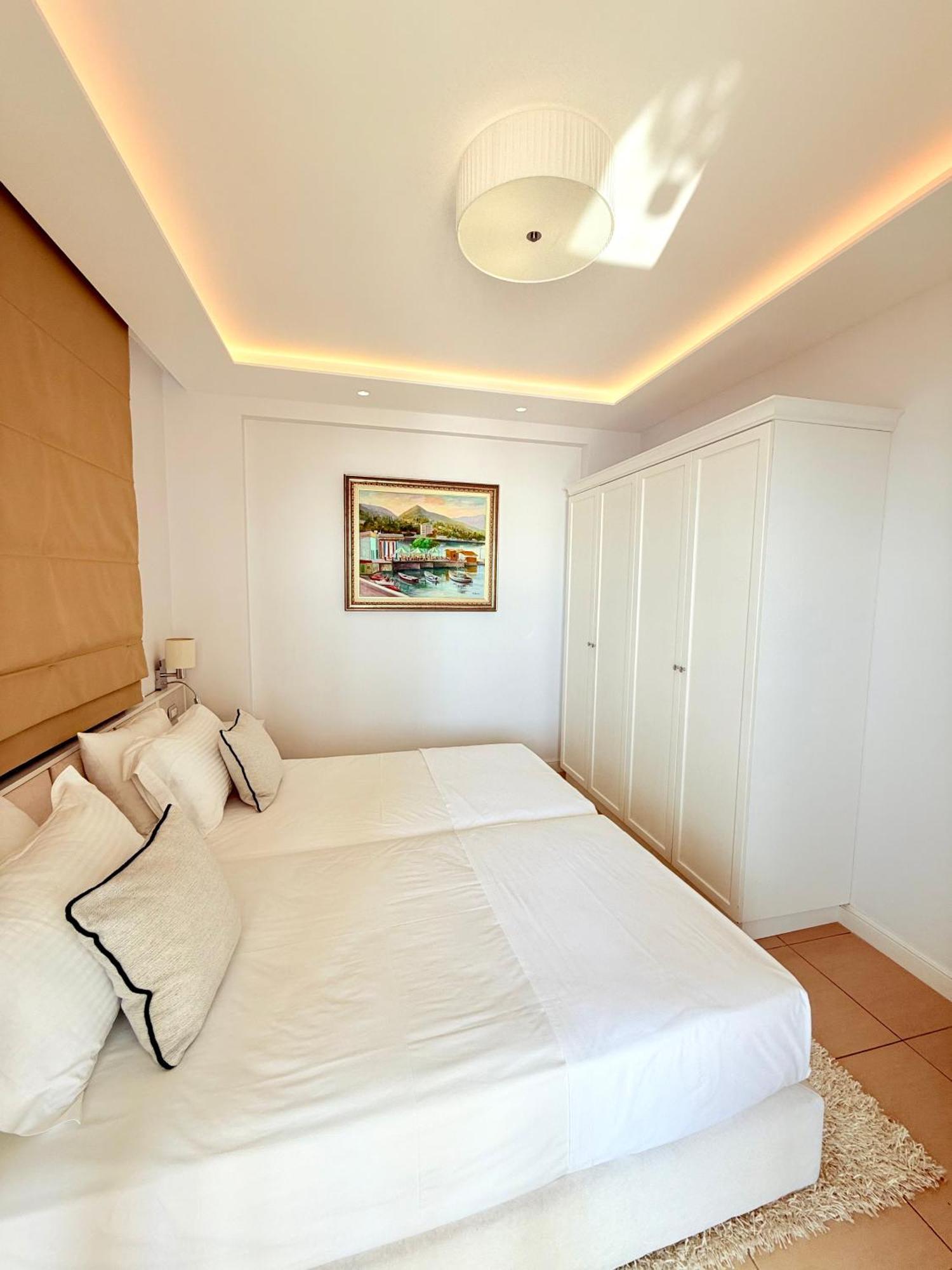 Limani Deluxe Apartments Saranda Dış mekan fotoğraf