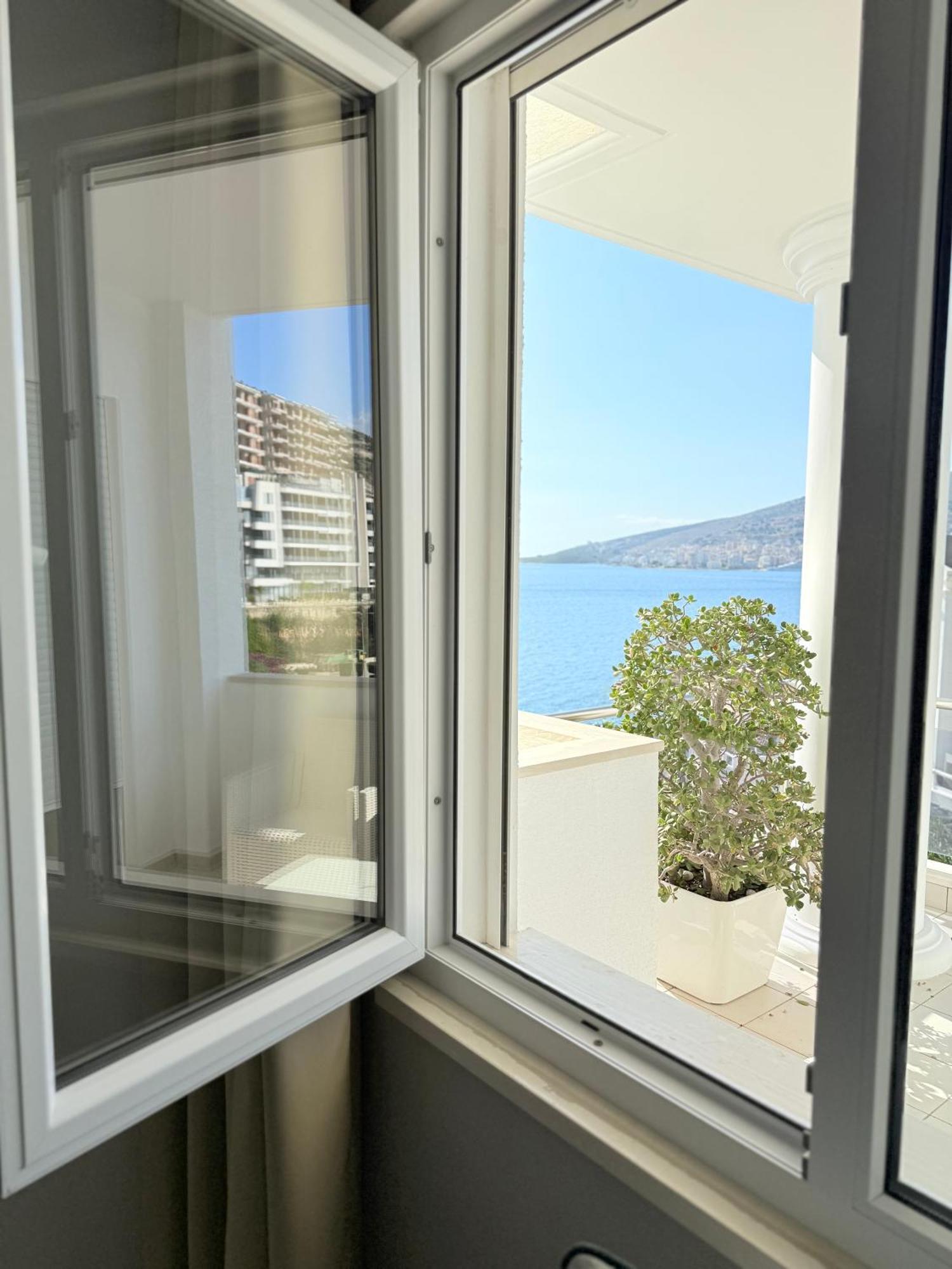 Limani Deluxe Apartments Saranda Dış mekan fotoğraf